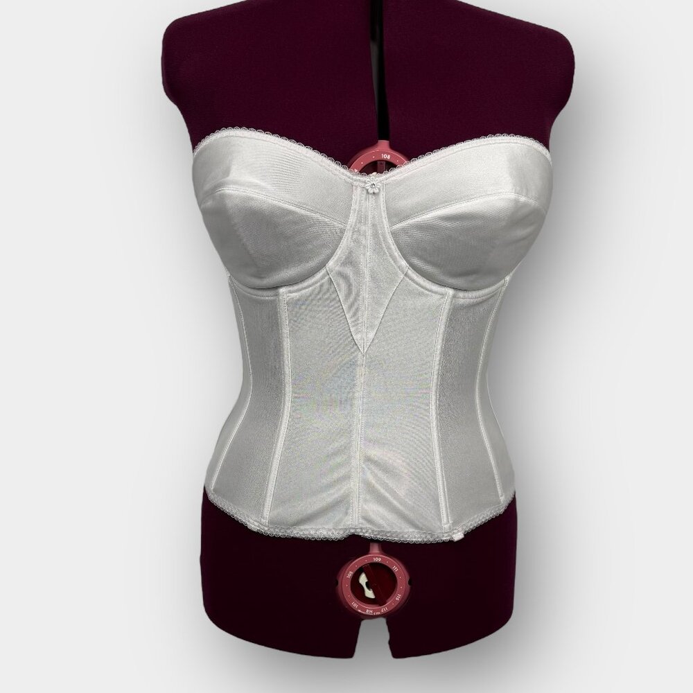 Dominique Strapless Longline Bustier Bra 36D White Sweetheart Boned Padded Cups